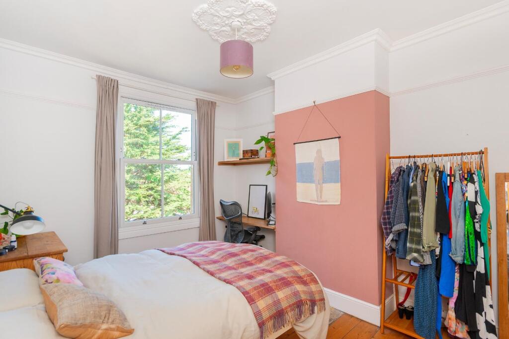 2O1RSG - Bedroom G.jpg