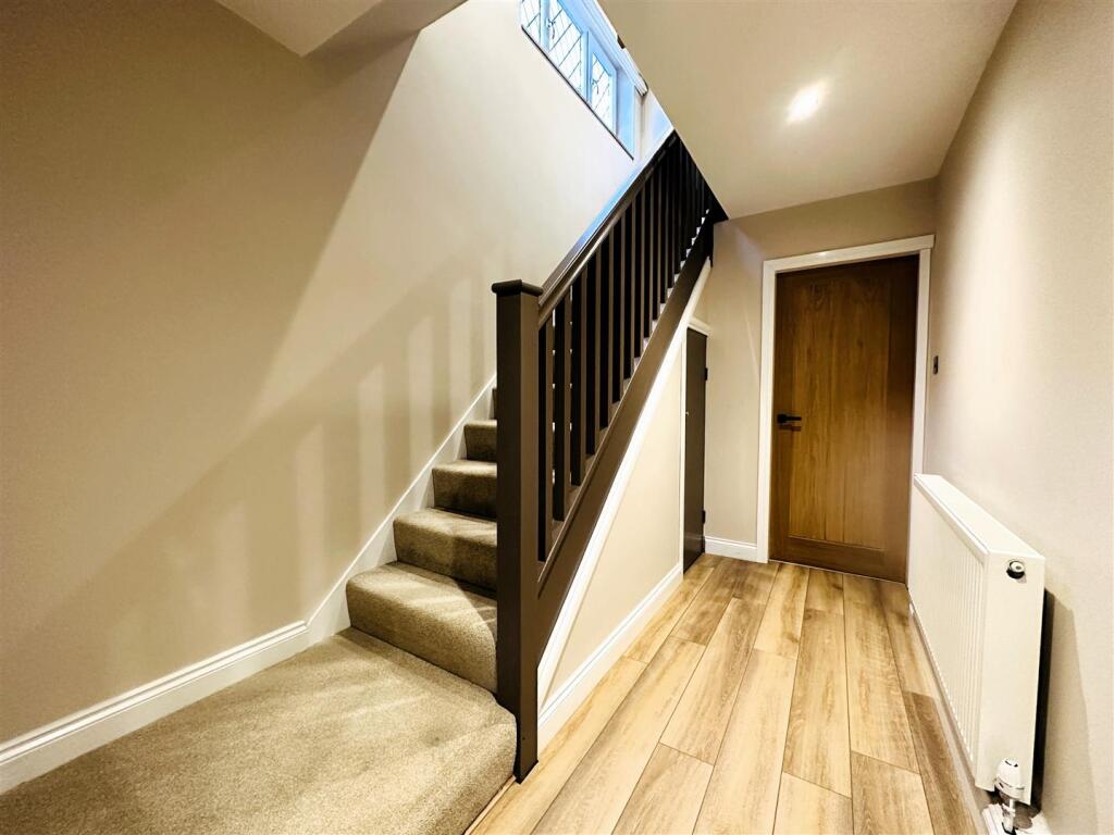Hall.jpg