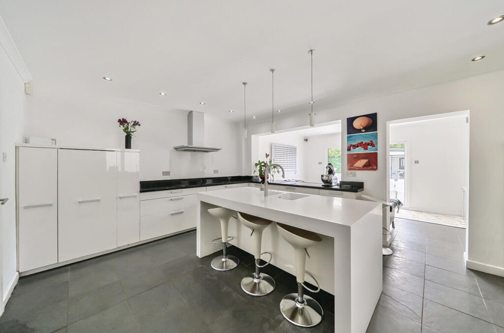 1326956-10-687638...