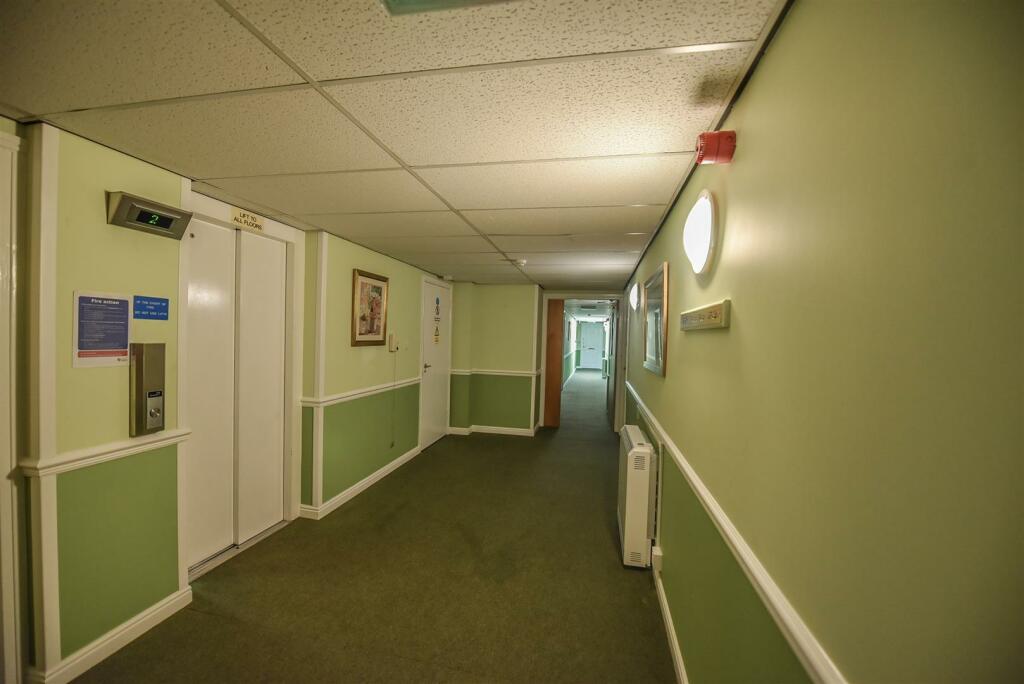 2ND FLOOR APARTMENT HALLWAY