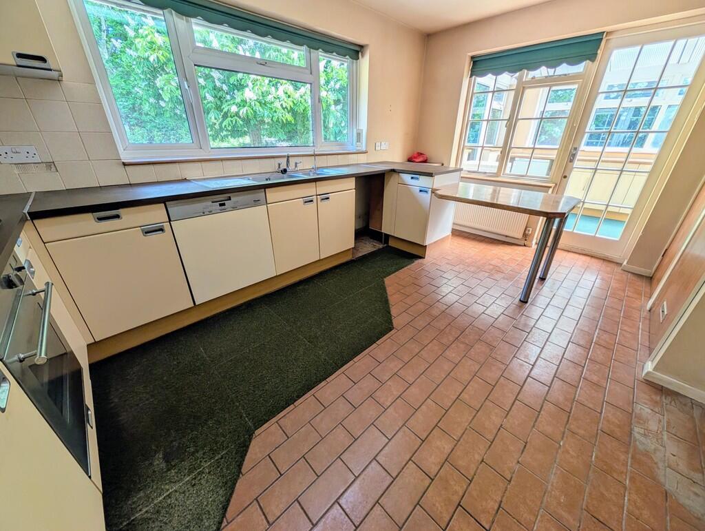 PXL_20250508_1029...