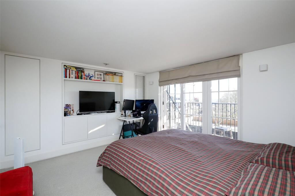 Double Bedroom