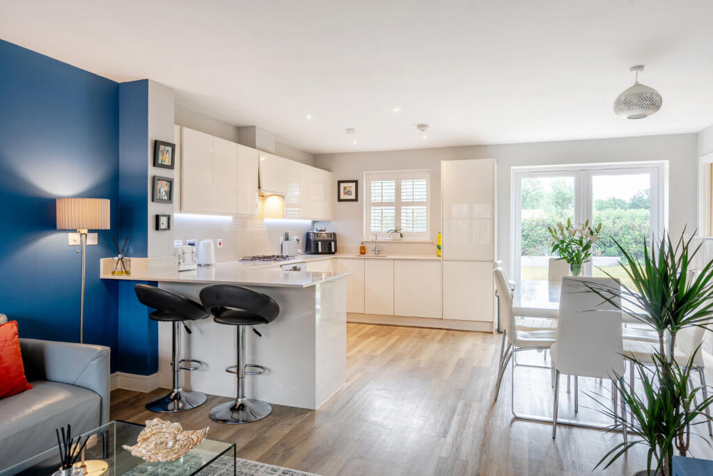 1319271-20-686b91...