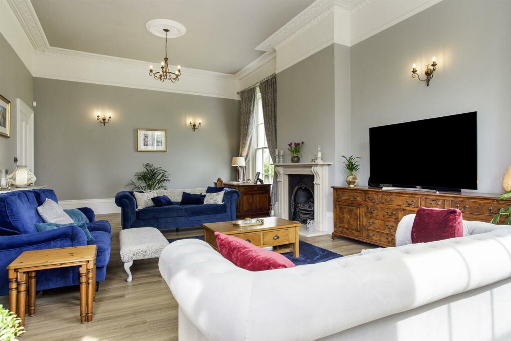 69601_Upton Leigh Overton Road (11)_low.jpg