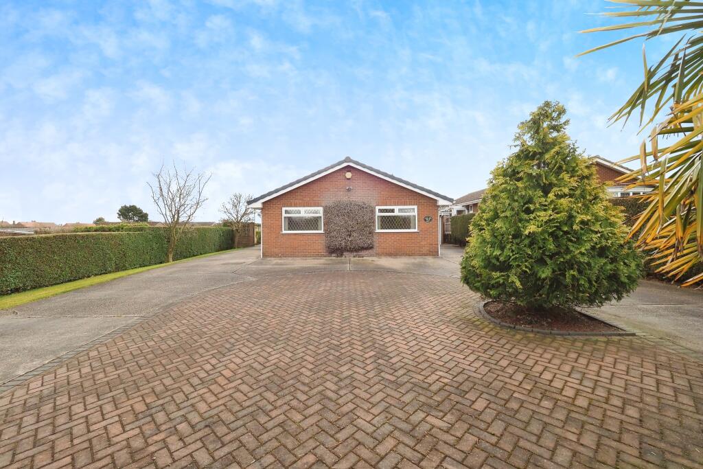 One level living at its best!