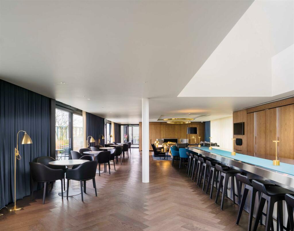Nova residents lounge