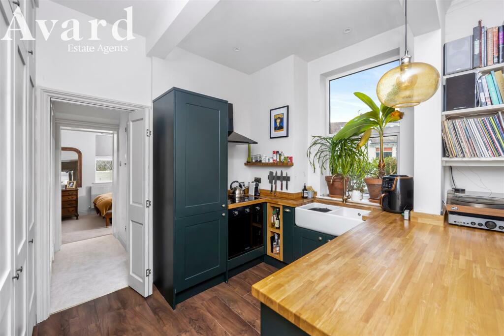 Crescent Road, 2, 2_008.jpg