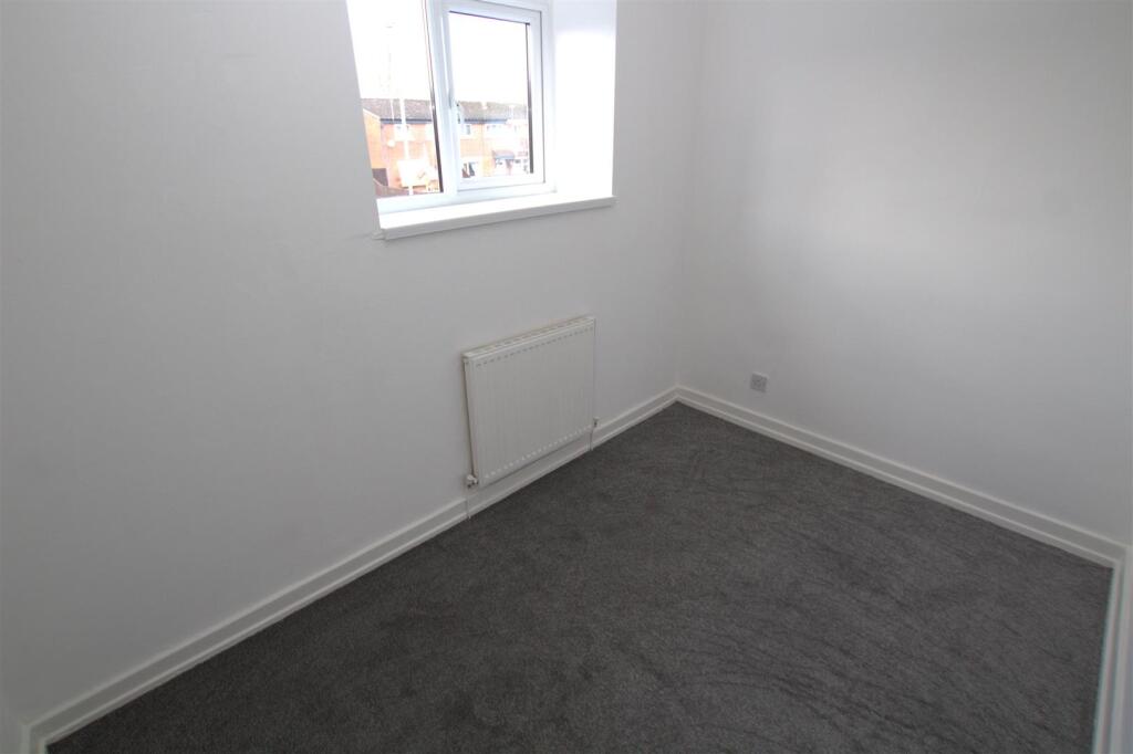 bedroom 3 .jpg