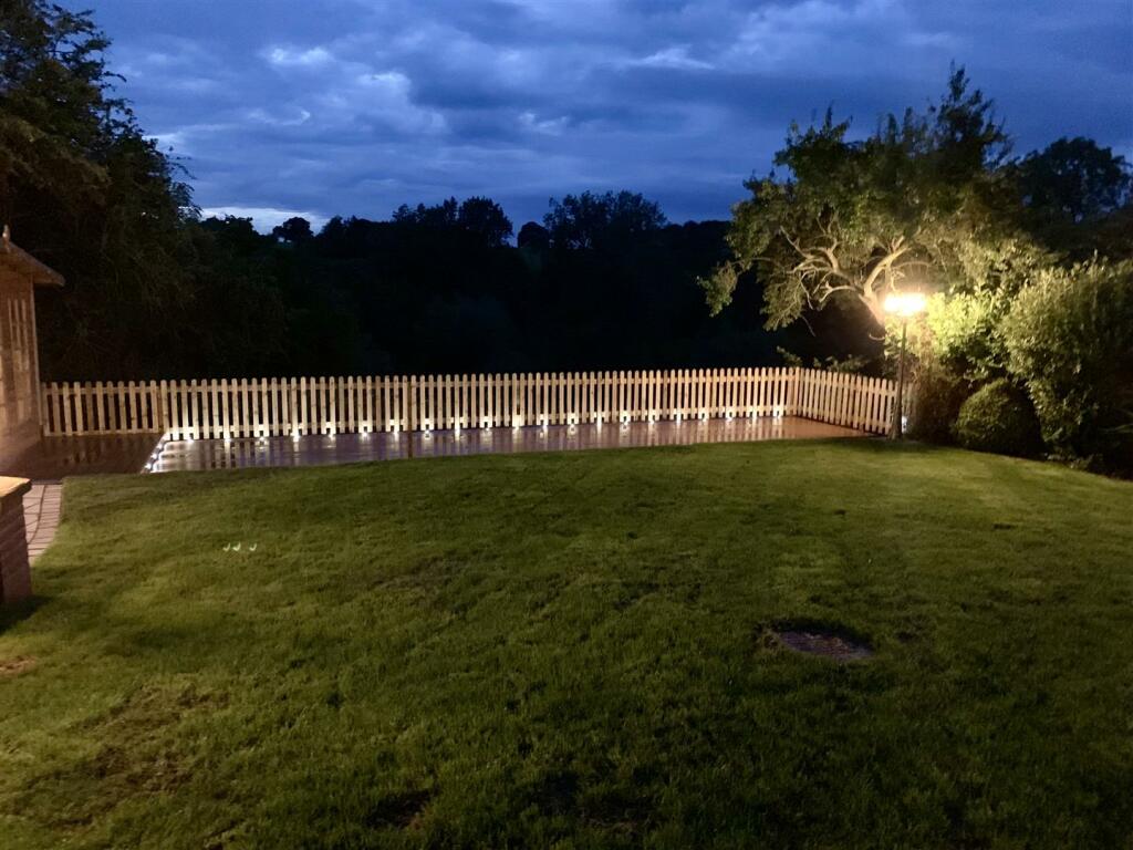 gdnlights1.JPG