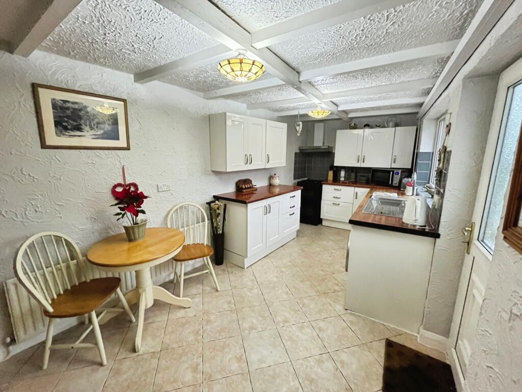 Kitchen/Breakfast Ro