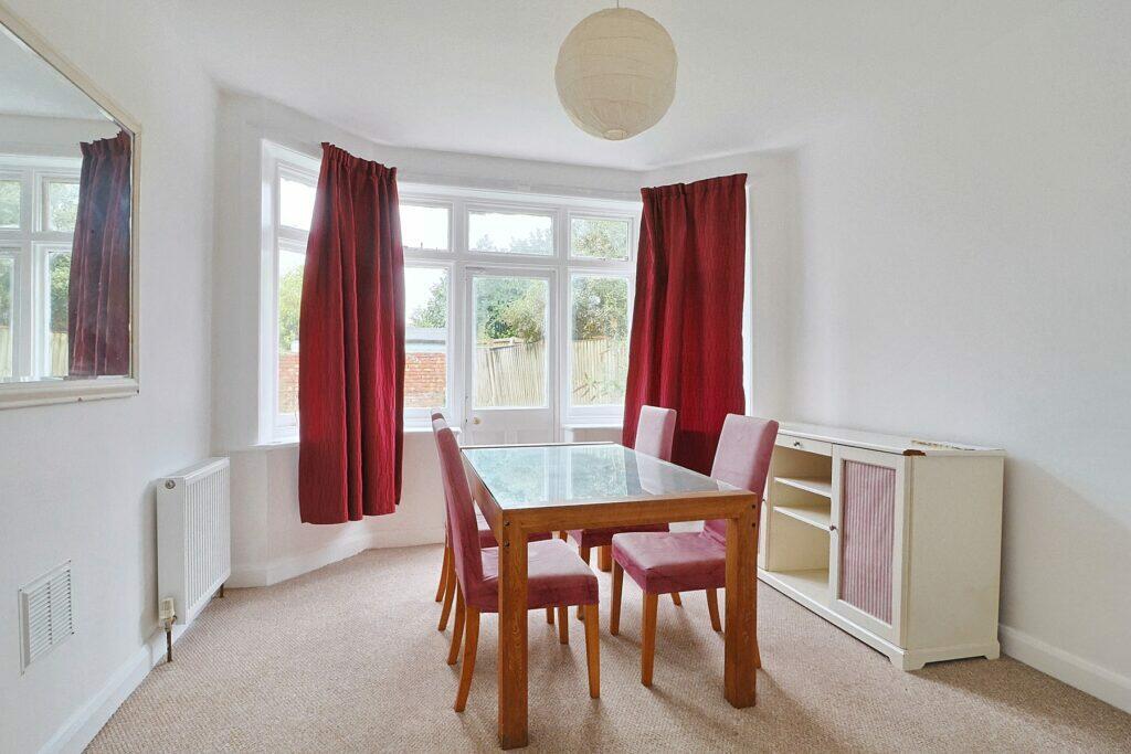 Colebrook Avenue - Dining Room