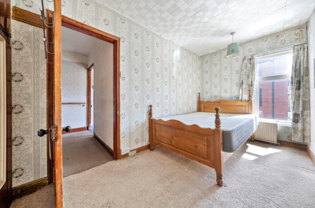 6-68225a10ba1cd-1291174-ARW-6