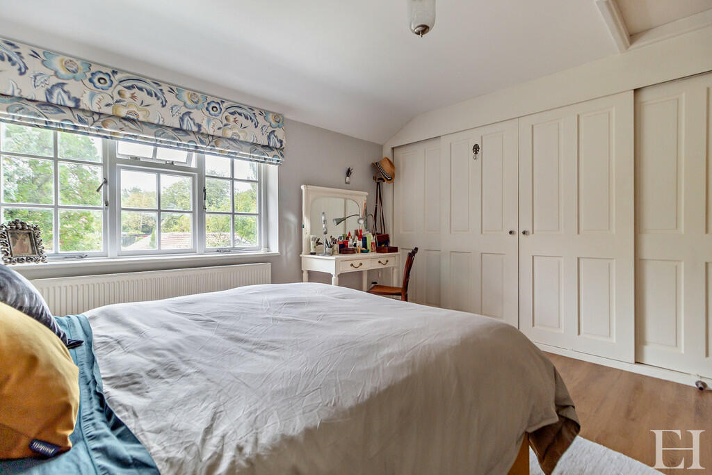 8623736-interiorW...