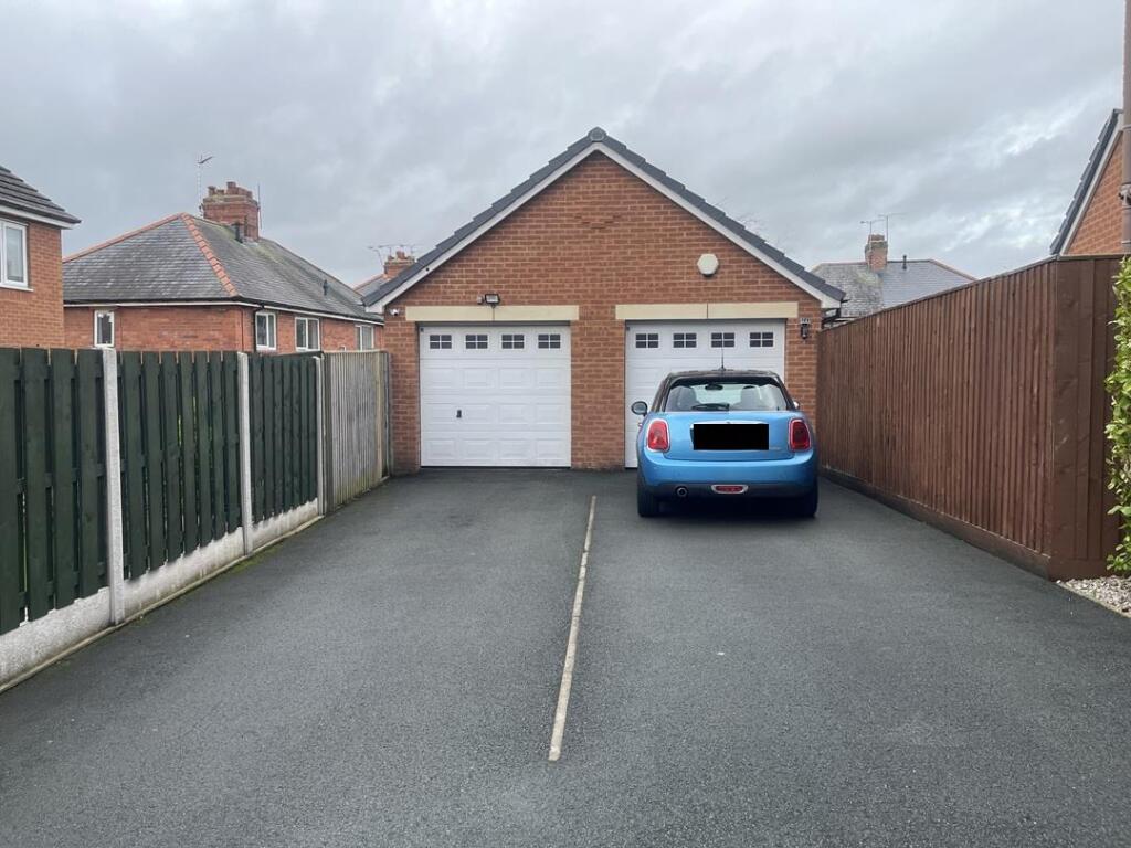 Driveway &amp; Garage