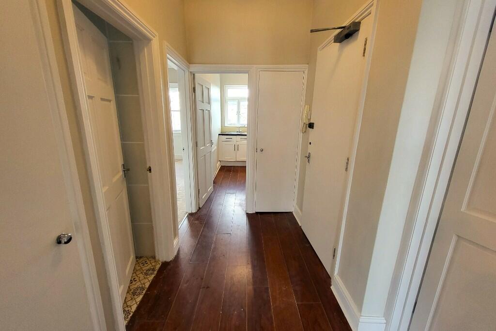 Entrance Hall/ Lobby