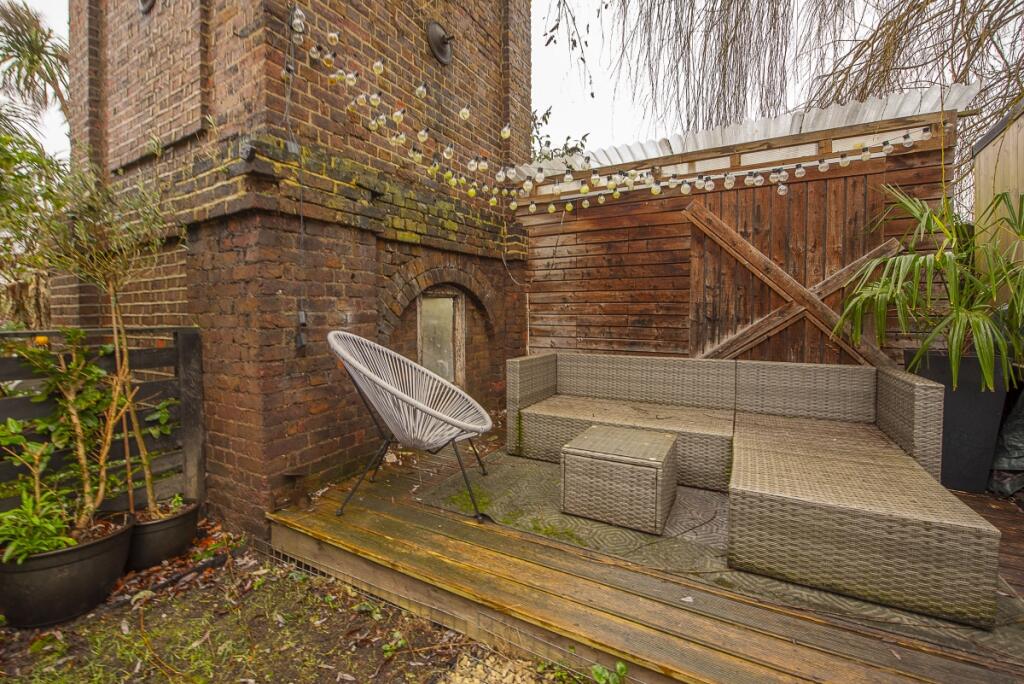 External seating ...