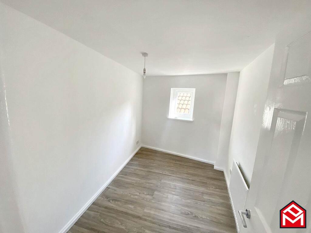 Bedroom 2 41a High S