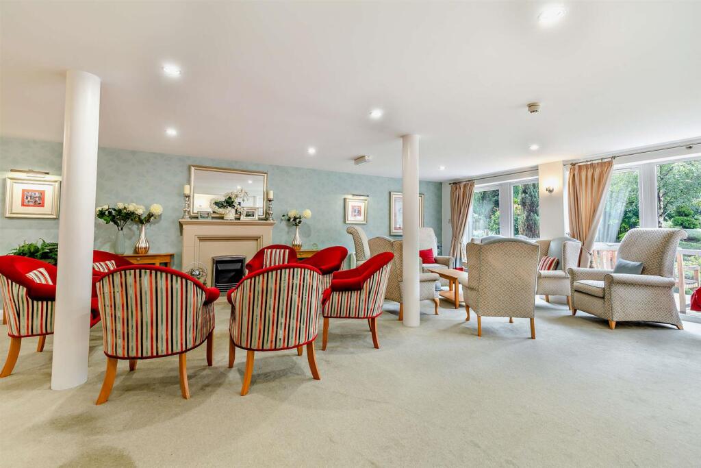 8572889-interior16-800.jpg