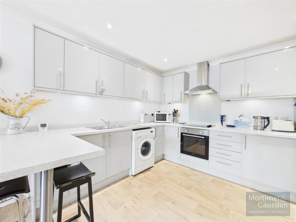 Open Plan Kitchen-Lounge-Diner