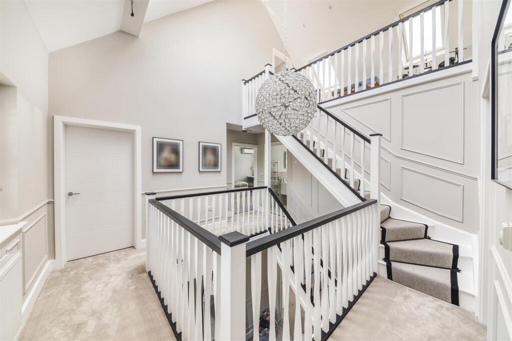 Feature Galleried Landing