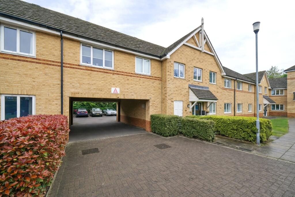 Woodlands Close, Guildford, Surrey, GU1