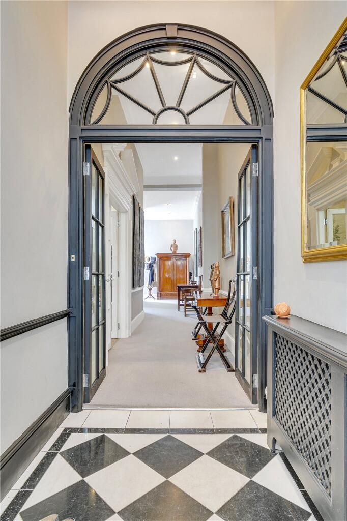 Onslow Gardens, London, SW7