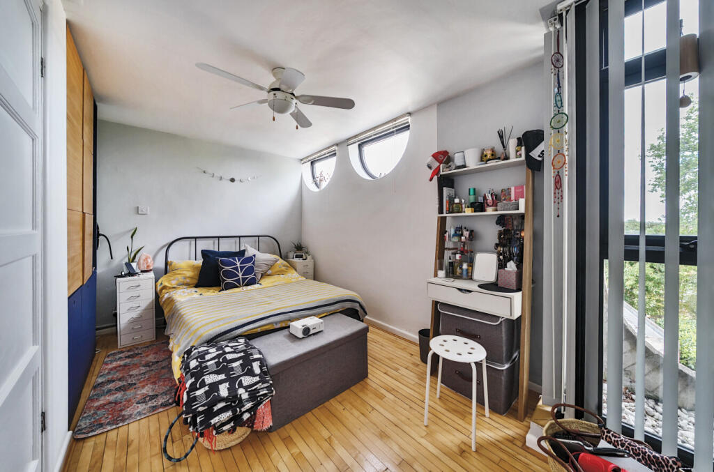 10-681a84979b828-...