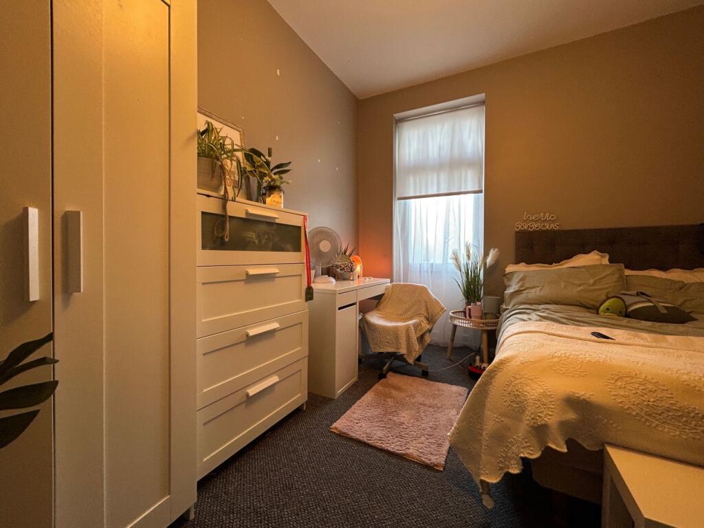 86352031-b747-4831-8ab6-9e5fcf95ff27