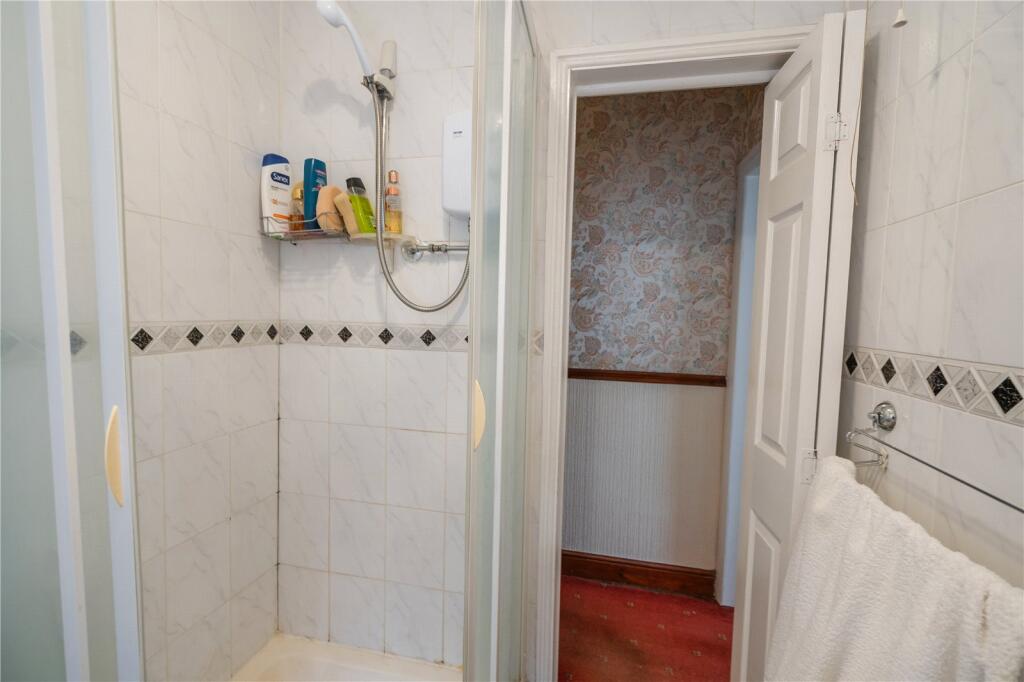 Shower Room (2)