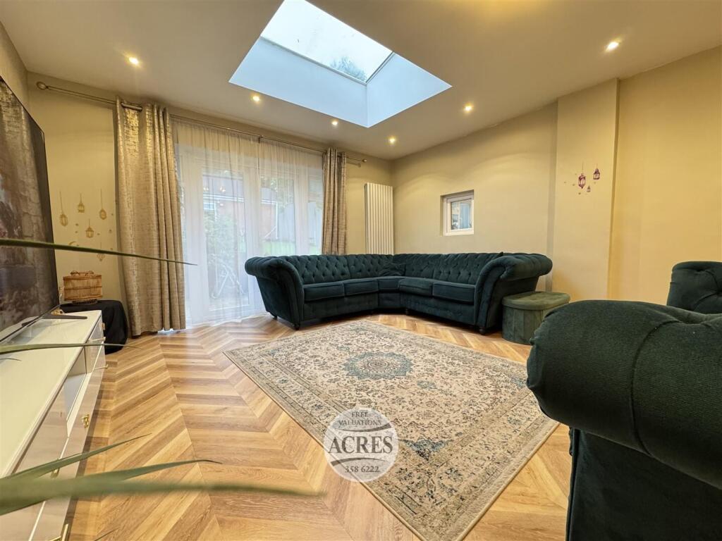 IMG_8654 (Large).jpg