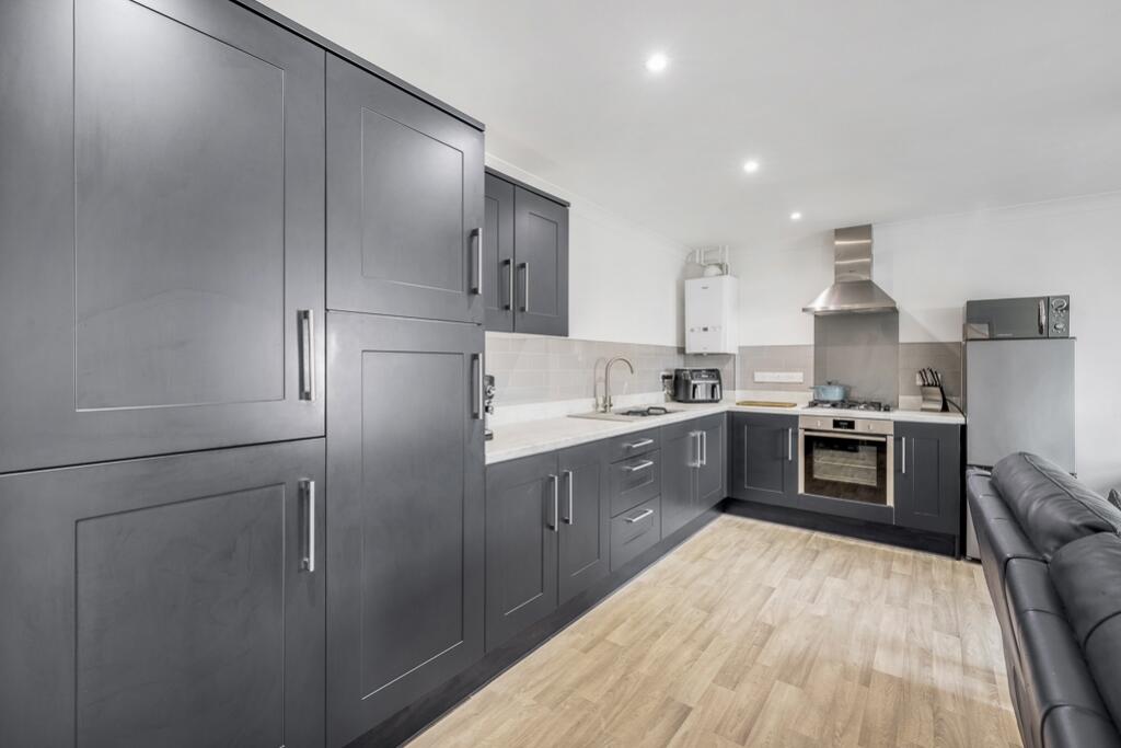 5 Sewell Way (Spalding)-12