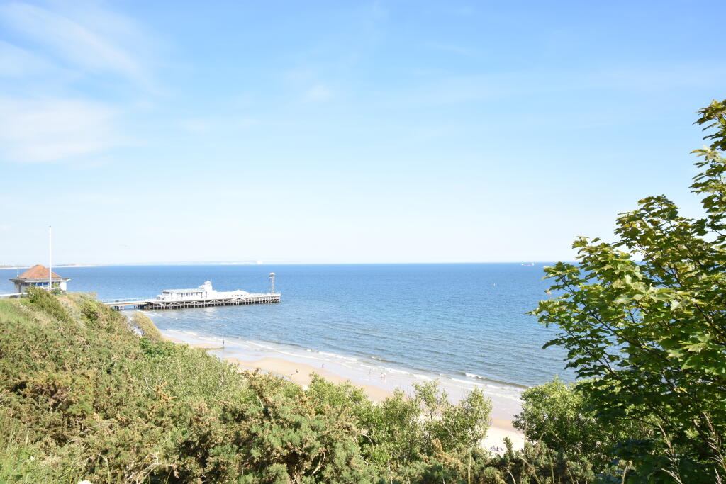 1 bedroom End Terrace House for rent