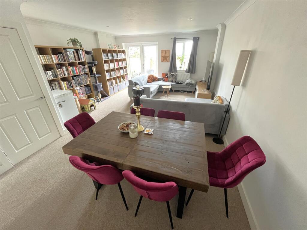 Living / Dining Room