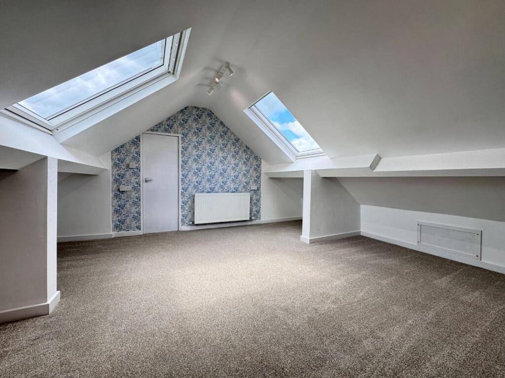 ATTIC ROOM