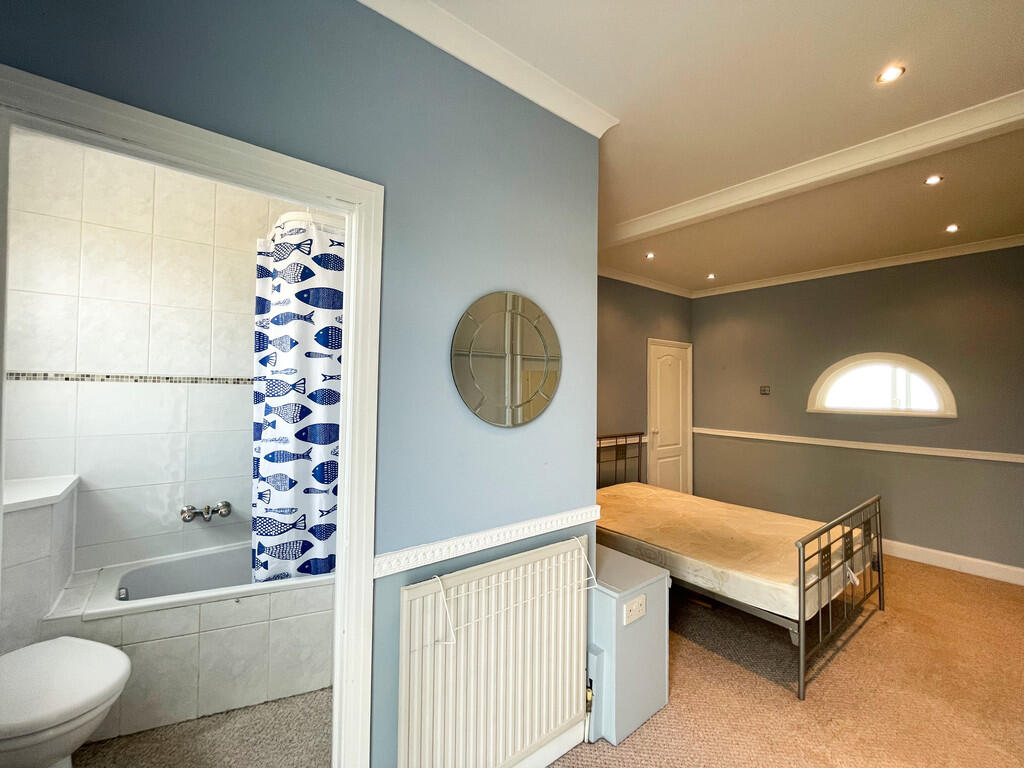 D229898A-F8A9-41D...