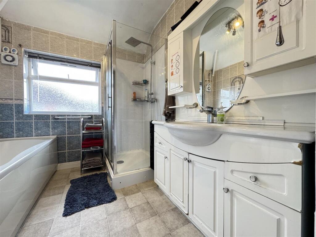 IMG_0006 (Large).JPG