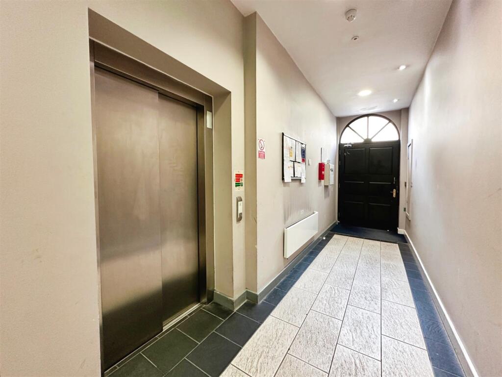 2753c91c-image_picker_861ABA99-6E30-4A67-86D2-79AB