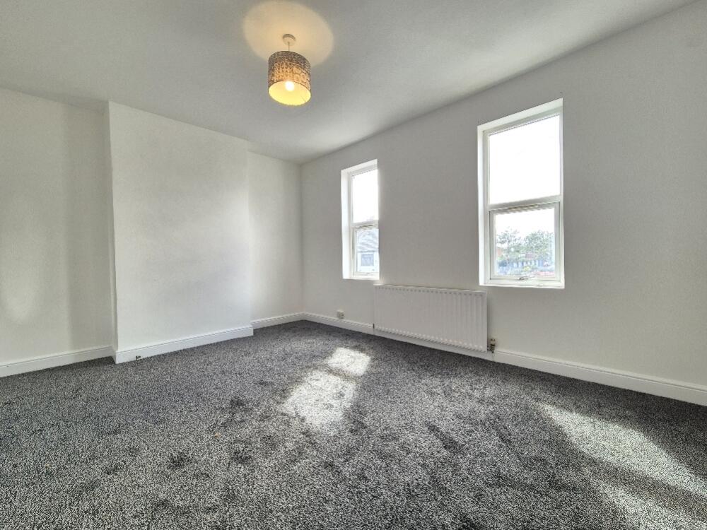 20250912_125708_resized