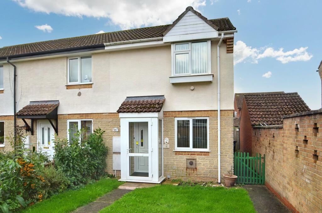 13 Holly Way