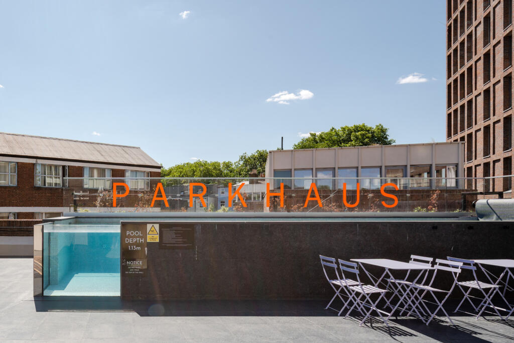 296555 - Maple Path, London E5 - high res-00414...