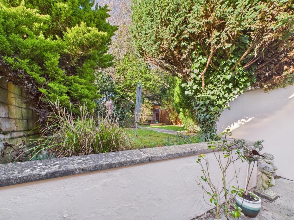 CAM01740G0-PR0346-STILL004