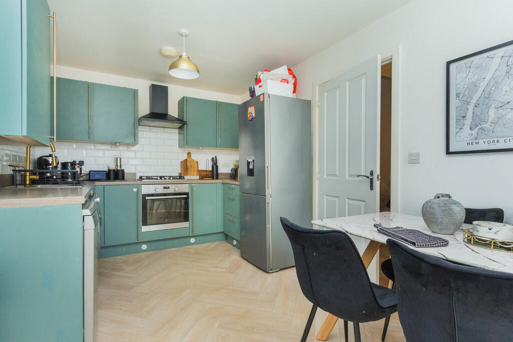 Kitchen/Breakfast...