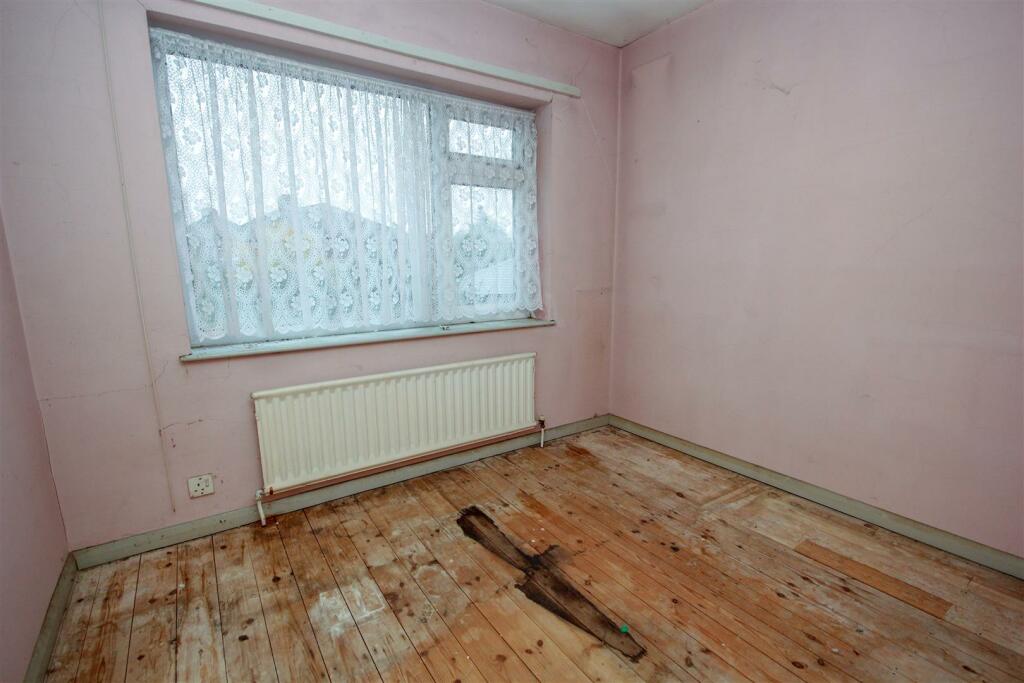 Bedroom 3.jpg