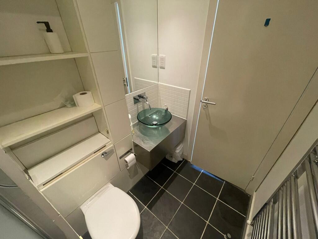 ensuite (3)