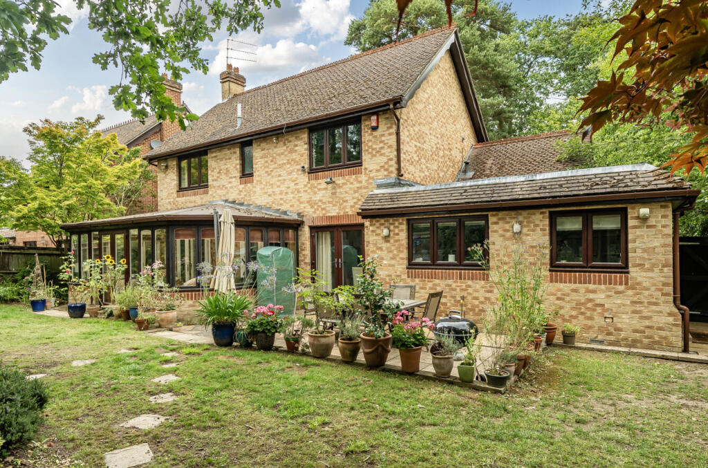 1330221-4-6883b61...