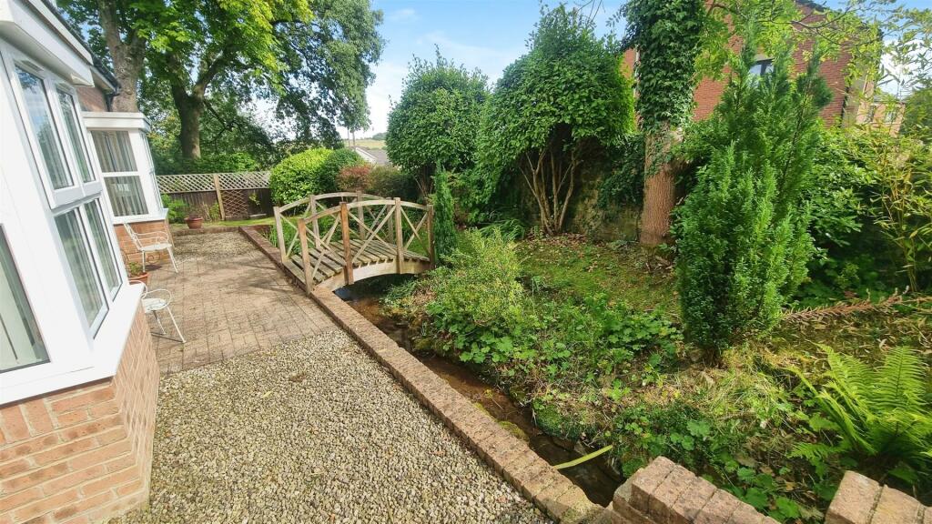 b5d080d3-image03301.jpg