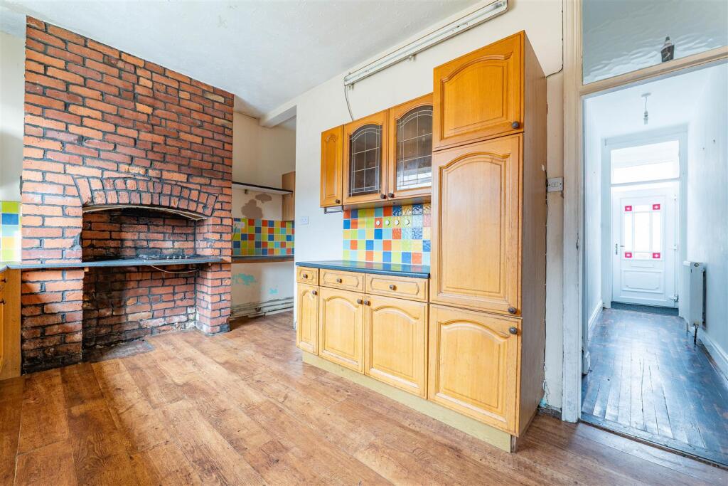 Kitchen/Dining Room