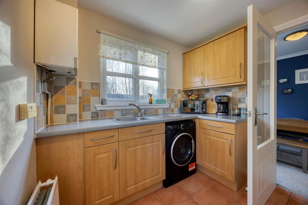 25_MATHIESON_CRESCENT_STEPPS_013.JPEG