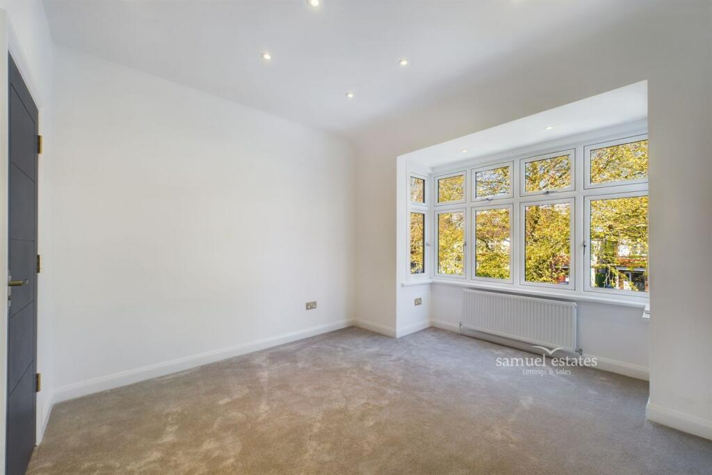 2nd Bedroom