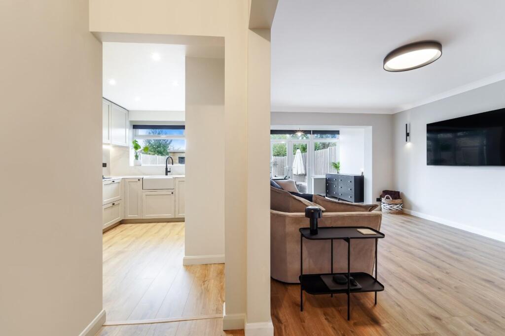 ROSEDALE COURT (29).jpg